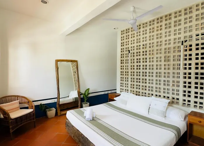 Centro, Party Hotel